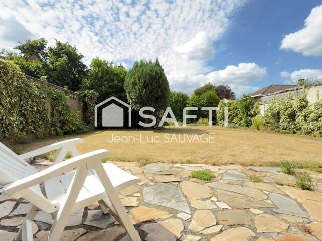 Grande maison 220 m² avec terrain constructible — photo du bien