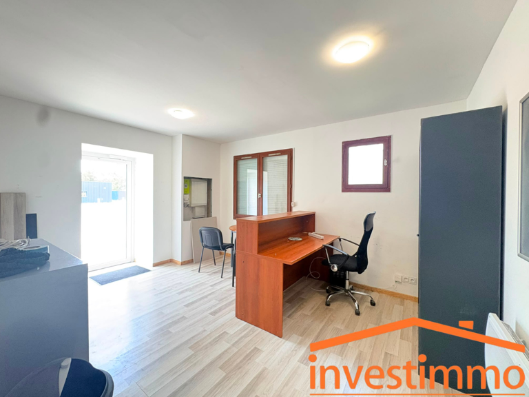 Local commercial / entrepôt - 88m2 - Saint-Léonard — photo 1