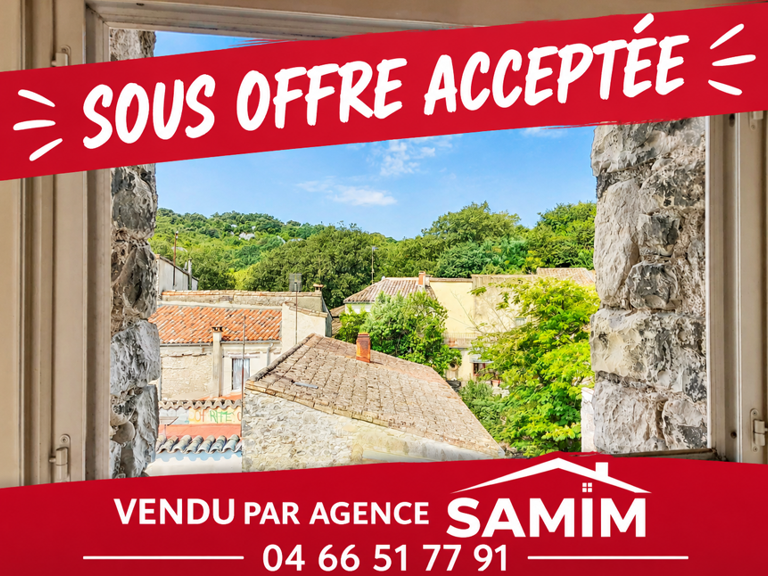A VENDRE IMMEUBLE LOCATIF- DE 135 M2 AU COEUR DE SAUVE — photo 1
