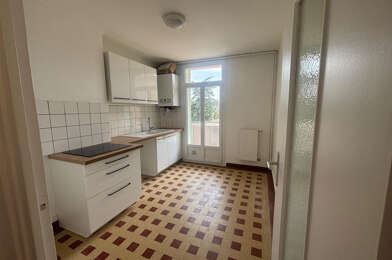 Appartement 4 pièces 750 €