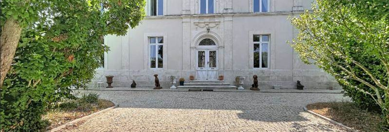 Maison 9 Pièces 380 m² à vendre à Villeneuve-la-Comtesse (17330)