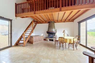 Maison 2 pièces 254880 €