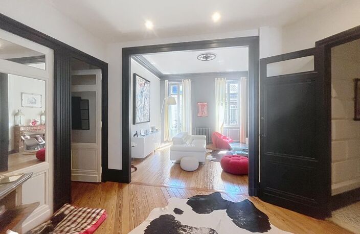 Maison en pierre de 5 pièces principales — photo 2