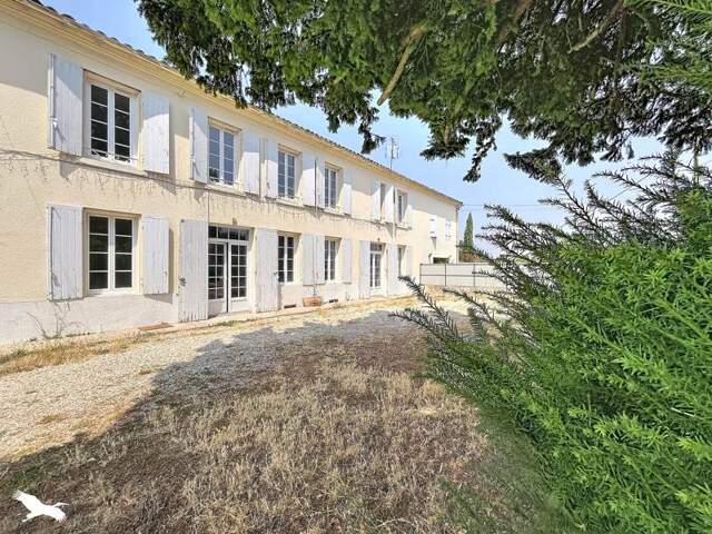Maison de bourg de 4 pièces principales — photo du bien