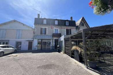 Immeuble  276120 €