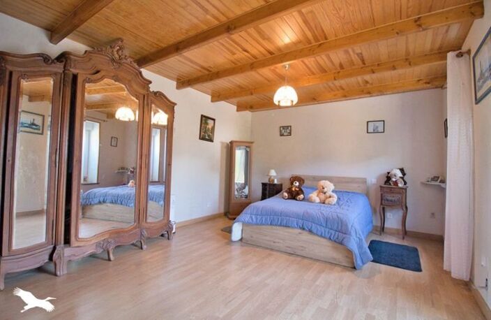 Maison en pierre de 5 pièces principales — photo 3