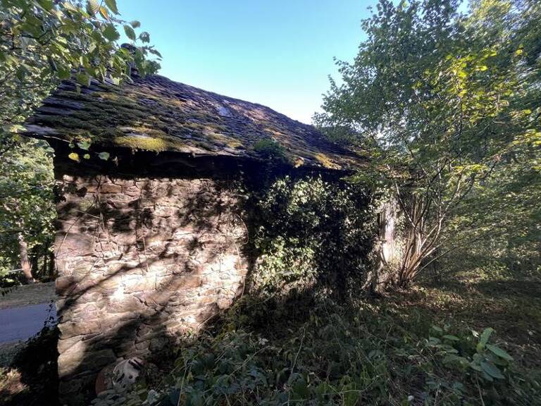 Maison en pierre de 0 pièces principales — photo 1