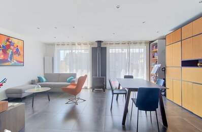 Maison de ville de 6 pièces principales — photo du bien
