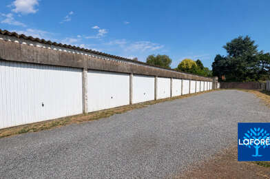Garage  143500 €