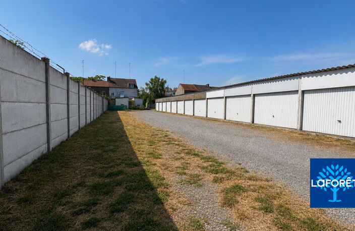 Ensemble immobilier de 19 garages sur 1 181 m² — photo 4