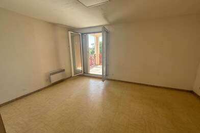 Appartement 3 pièces 143700 €