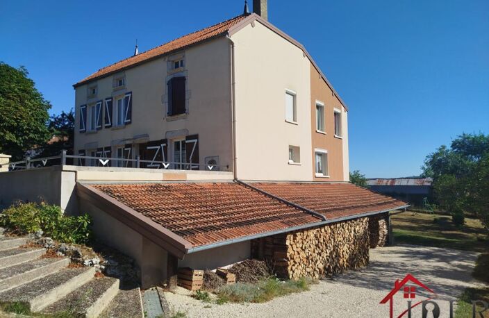 MAISON EN PIERRE SANS VIS A VIS NON MITOYENNE 220 M2 - 5 CHA — photo 2