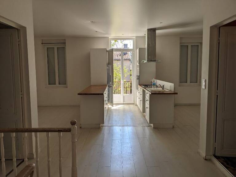 T5 — photo 1
