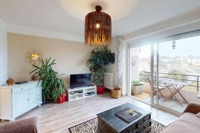 Appartement 3 pièces 750 €