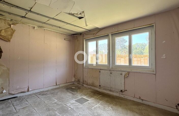À RÉHABILITER - Maison plain-pied de 120 m² : 4 chambres + 1 bureau — photo 5