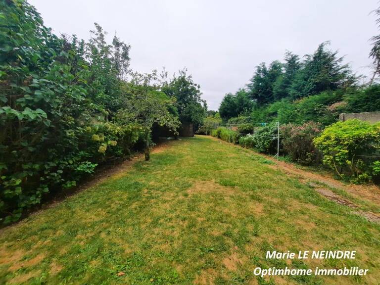 Ensemble Immobilier d'Exception – 3 Maisons & Jardin à Plussulien (22320) — photo 1