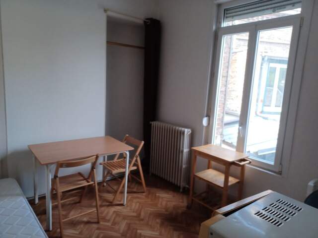 Chambre de 12m2 à louer sur Amiens — photo du bien