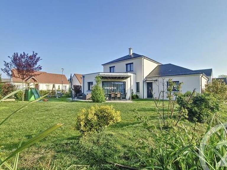 Maison de 141m2 à louer sur Jouy-le-Potier — photo 1