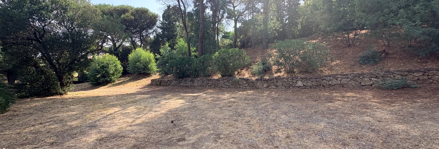 Terrain  1540 m² à vendre à Sainte-Maxime (83120)