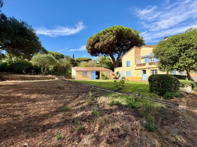 Opportunité rare : Maison avec fort potentiel d'extension / Projet de rénovation ou nouvelle maison — photo du bien