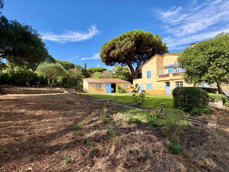 Opportunité rare : Maison avec fort potentiel d'extension / Projet de rénovation ou nouvelle maison — photo 1
