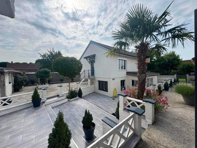 Maison à vendre 5 pièces BEAUFICEL EN LYONS (27) — photo du bien
