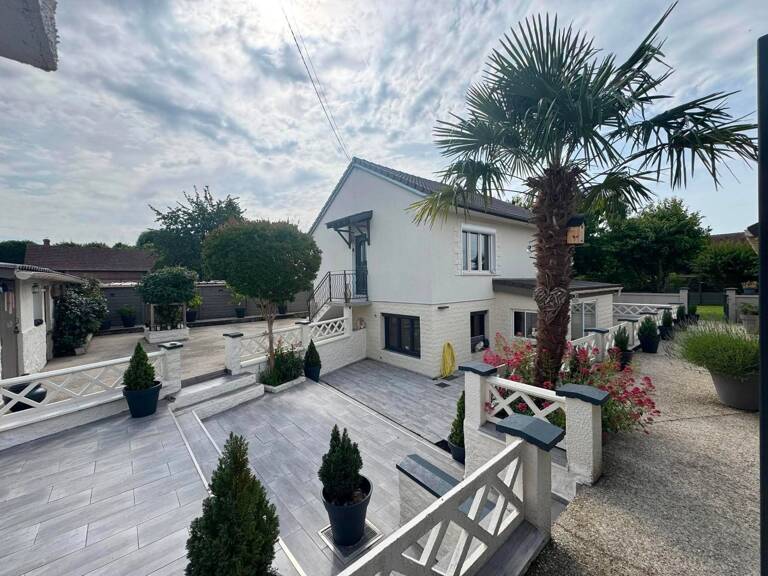 Maison à vendre 5 pièces BEAUFICEL EN LYONS (27) — photo 1