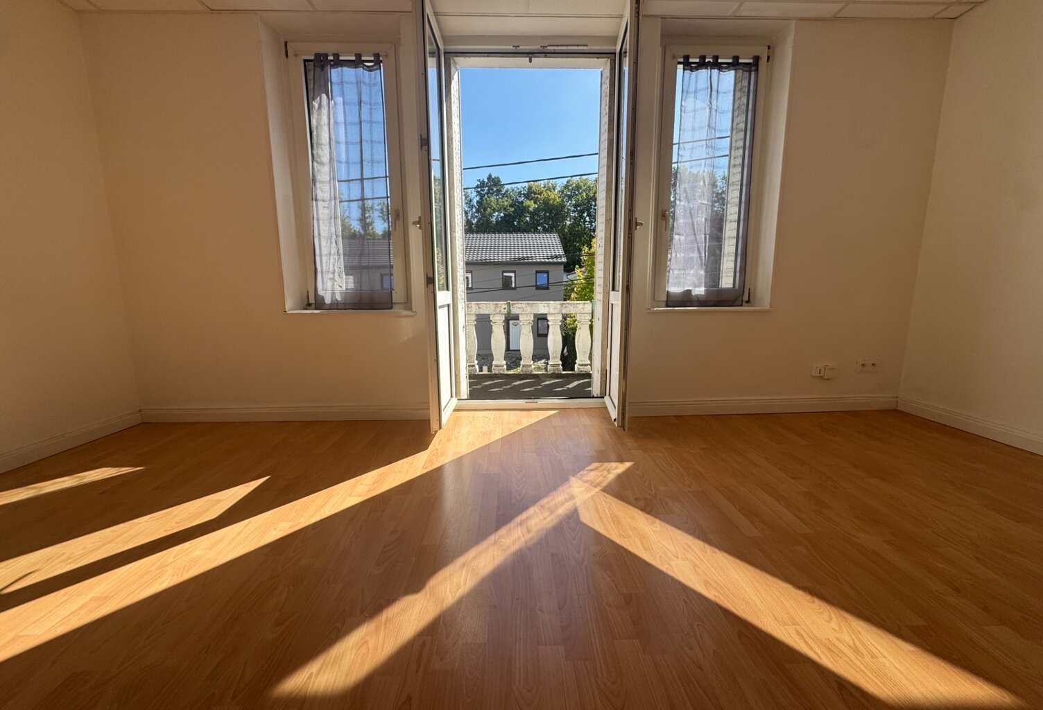 Dpt Moselle (57), à louer BOUZONVILLE appartement T4 — photo 1