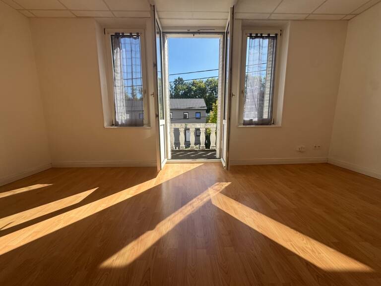 Dpt Moselle (57), à louer BOUZONVILLE appartement T4 — photo 1