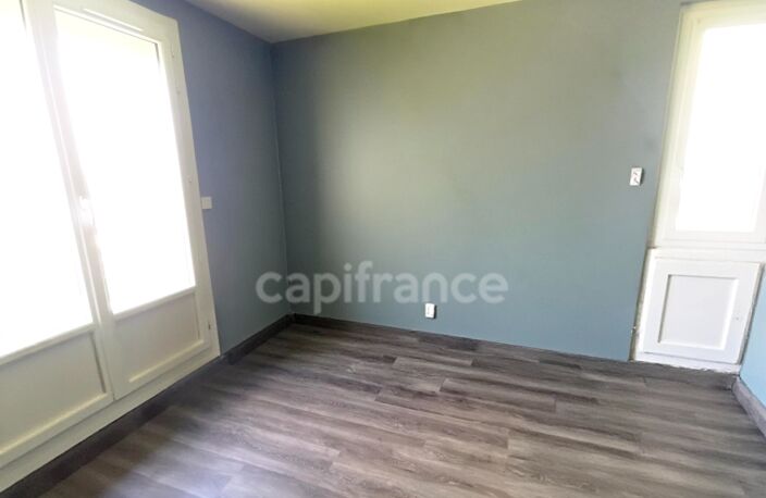 Appartement à vendre de 65m² à Champforgeuil — photo 4