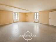 Maison en pierre au coeur du village de Montjoi — photo 3