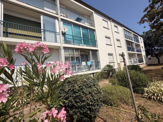 Appartement 2 chambres et cave — photo du bien