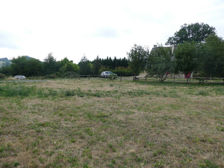 Terrain à construire (Lacapelle del Fraisse, 15) — photo 1