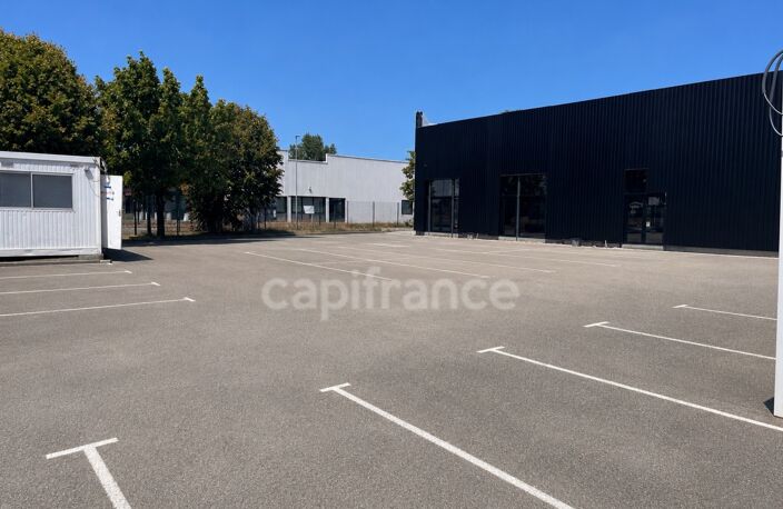 À vendre – Actif commercial neuf d’exception – Nord de Toulouse SAINT ALBAN (31) — photo 2
