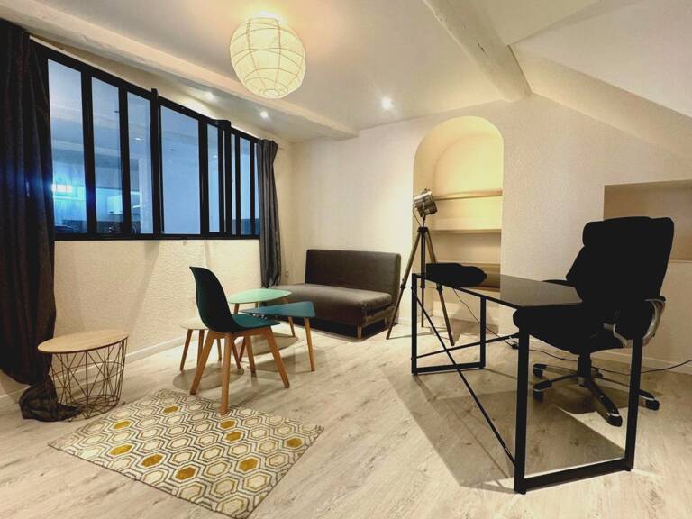 Local à usage mixte PRO/ Hébergement type loft de 94 m² Saint-Alyre CLERMONT FERRAND (63) — photo 1