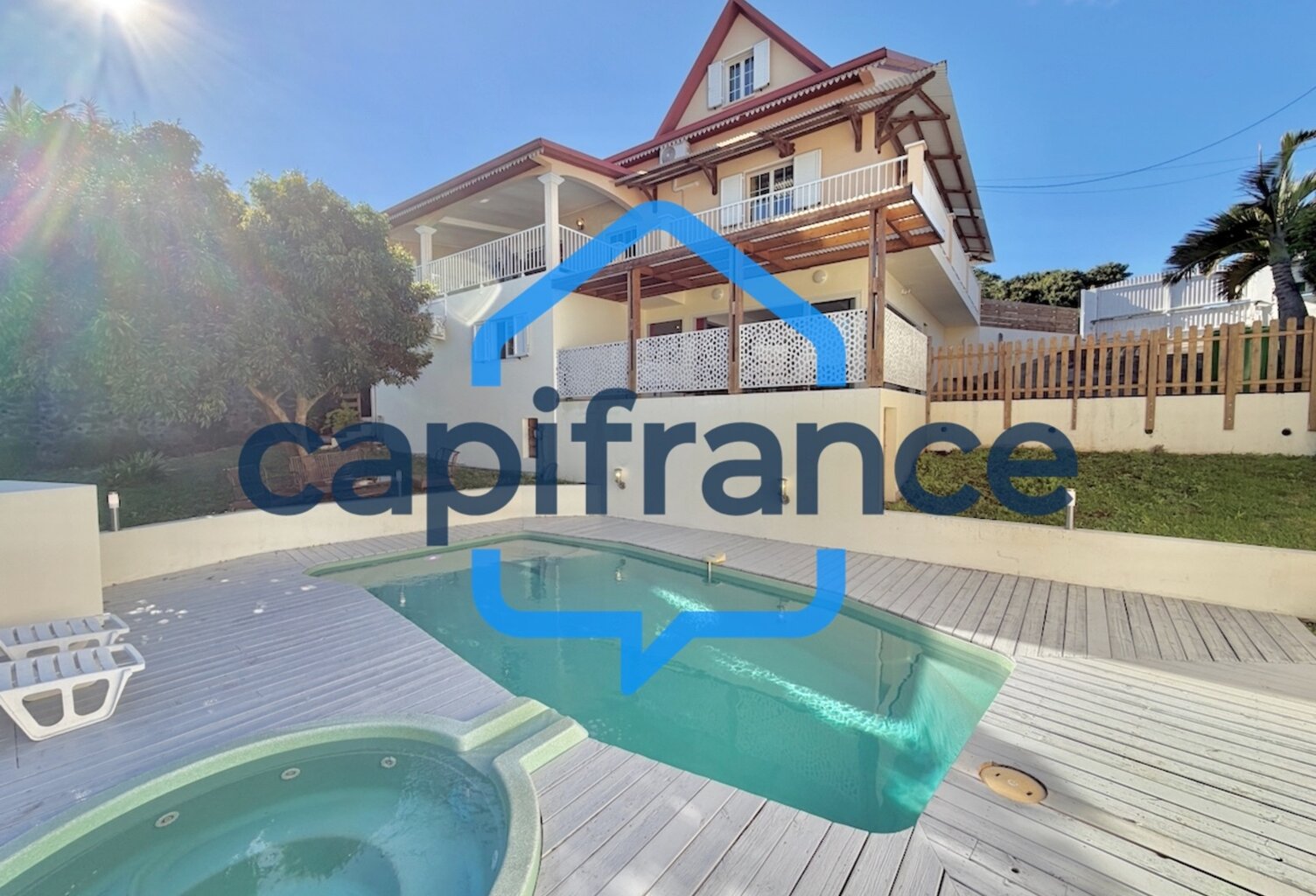À vendre – Villa T11 d'exception avec piscine, jacuzzi et fort potentiel locatif – Mont-Vert-les-Bas (Saint-Pierre) — photo 1