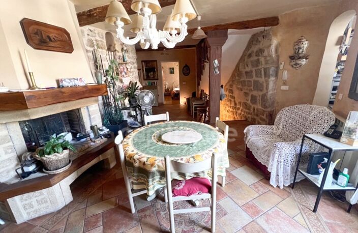 Maison à vendre à Reillanne (04110) – 152 m² – 4 chambres – Terrasse, balcon et charme provençal — photo 2