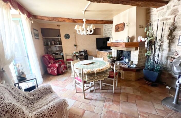Maison à vendre à Reillanne (04110) – 152 m² – 4 chambres – Terrasse, balcon et charme provençal — photo 3