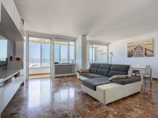 ***VISITE VIRTUELLE DISPONIBLE...SUPER ROUVIÈRE...MARSEILLE 9ᵉ...5 PIÈCES DE 96M²...VUE MER & CALANQUES...13EME ETAGE...TERRASSE & CAVE*** — photo du bien