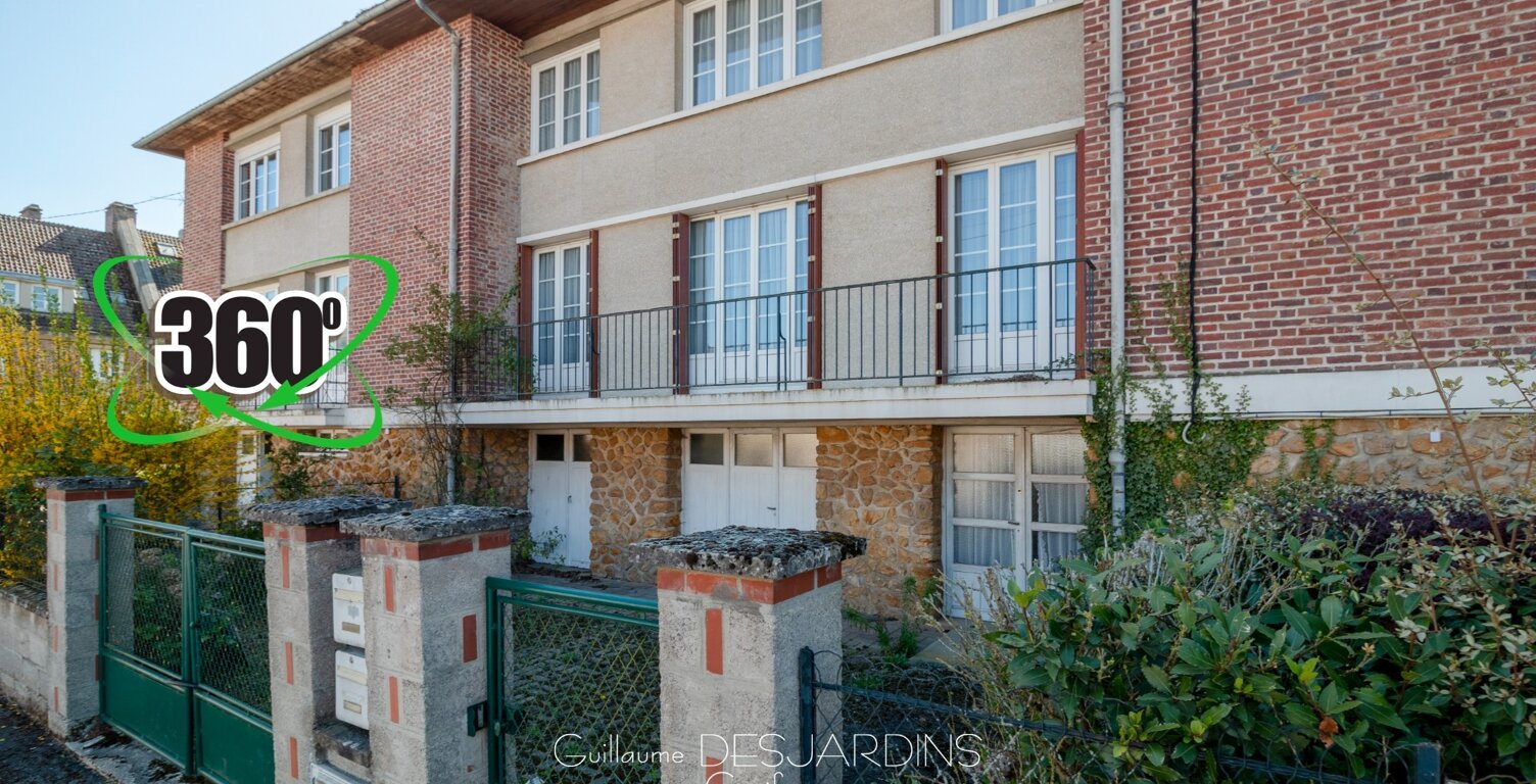 Maison à vendre 9 pièces VIMOUTIERS (61) — photo 1