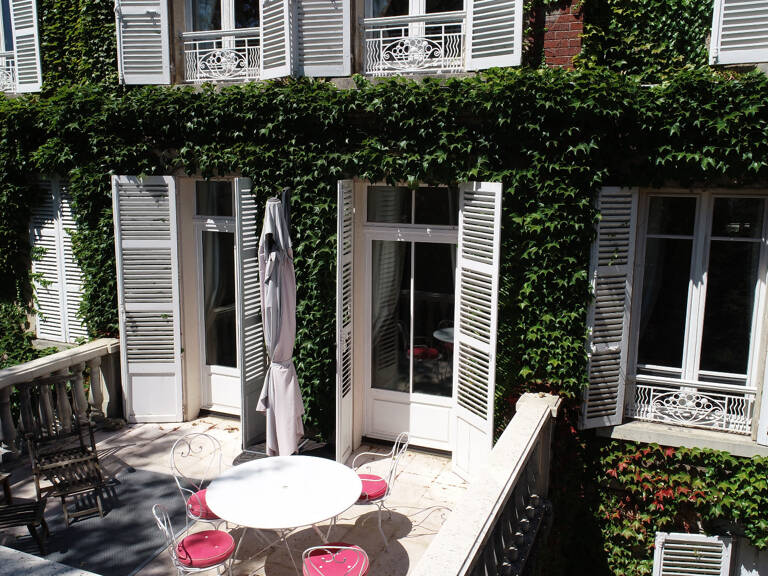 CHATEAU THIERRY  à vendre belle maison bourgeoise de 254 m2 dans un parc clos de 1372 m2 — photo 1