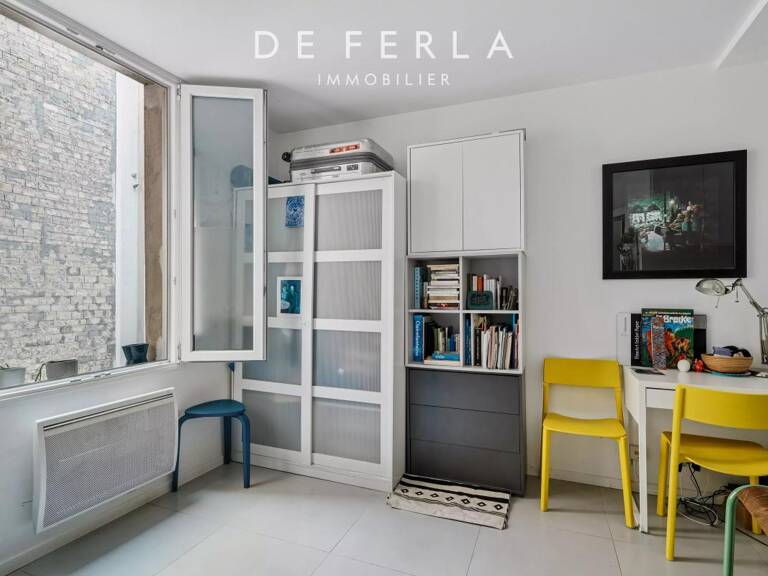 Studio - Rue de grenelle - Gros Cailloux — photo 1