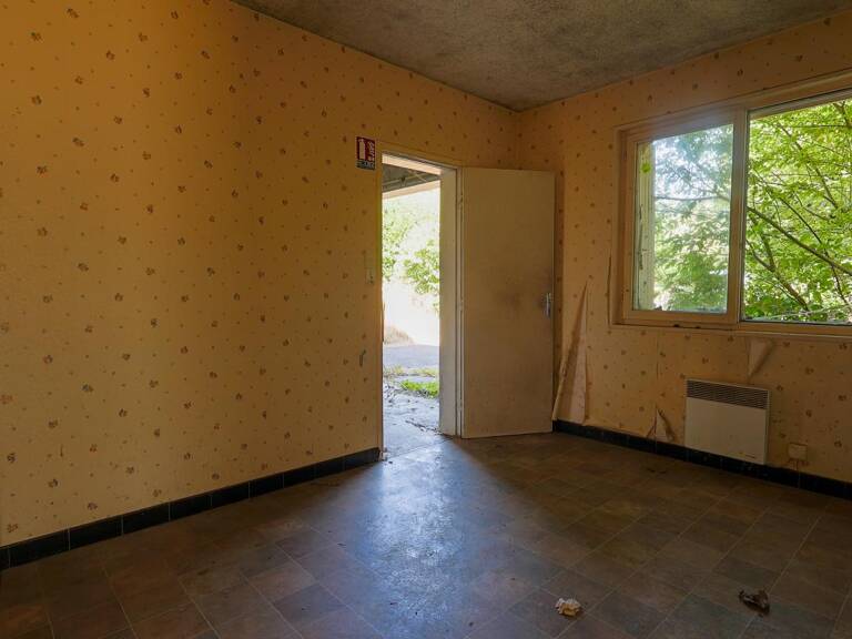 Maison - 128 m² - Isigny-le-Buat (50) — photo 1