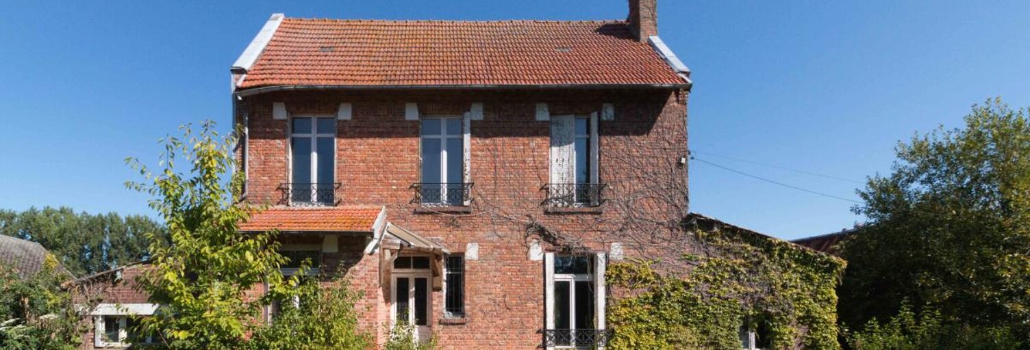 Immeuble  211 m² à vendre à Cizancourt (80200)