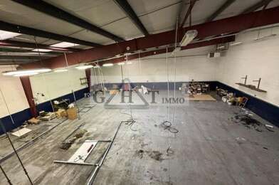 Local industriel  2600 €