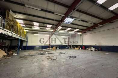 Local industriel  5645 €