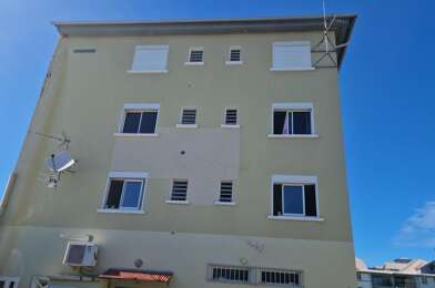 Appartement 3 pièces 920 €
