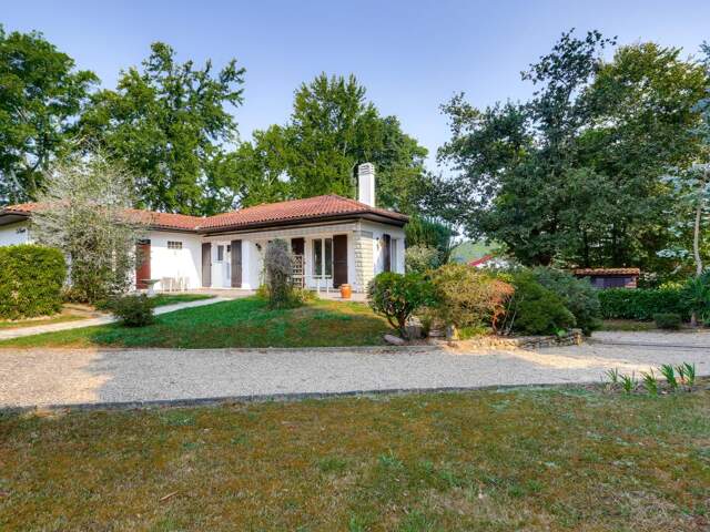 Maison À Vendre — photo du bien