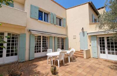 Maison À Vendre Villeneuve-Les-Avignon, 177 m², 5 chambres, Terrain 1000 m² — photo du bien