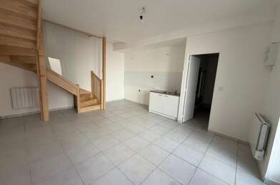 Appartement 3 pièces 840 €